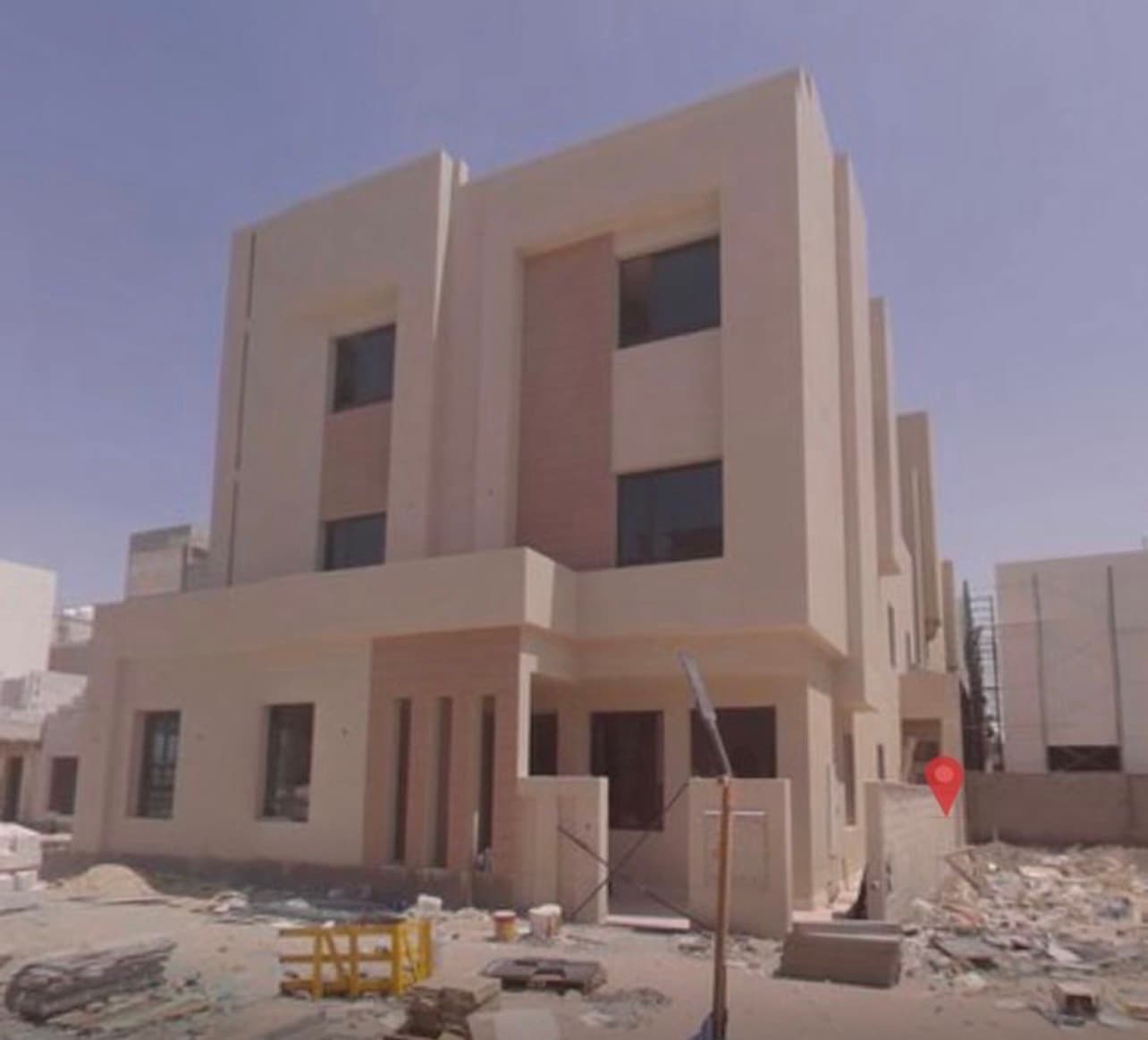 للبيع قسيمة فى المطلاع السكنية